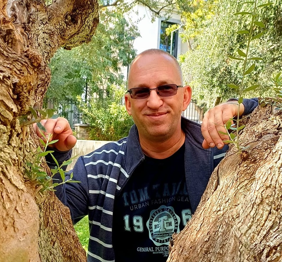 Bíró Viktor tanácsadó szakpszichológus, longevity terapeuta